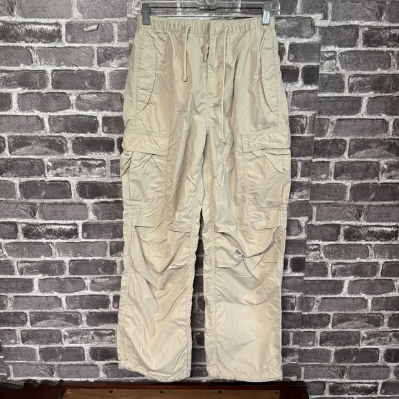 Aritzia TNA cargo pants tan khaki pockets nylon blend - Picture 1 of 12